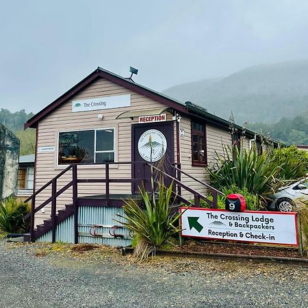 The Crossing Lodge & Backpackers Erua Esterno foto