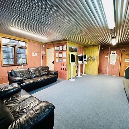 The Crossing Lodge & Backpackers Erua Esterno foto