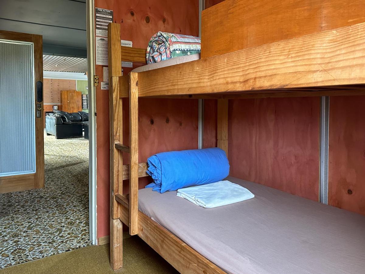 The Crossing Lodge & Backpackers Erua Esterno foto