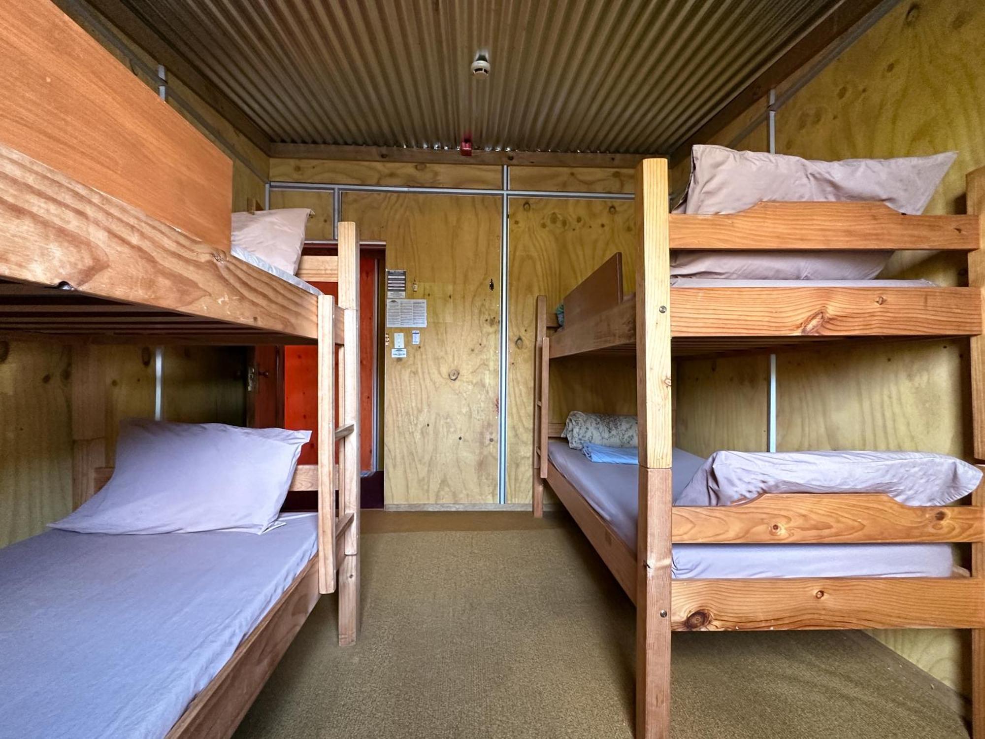 The Crossing Lodge & Backpackers Erua Esterno foto