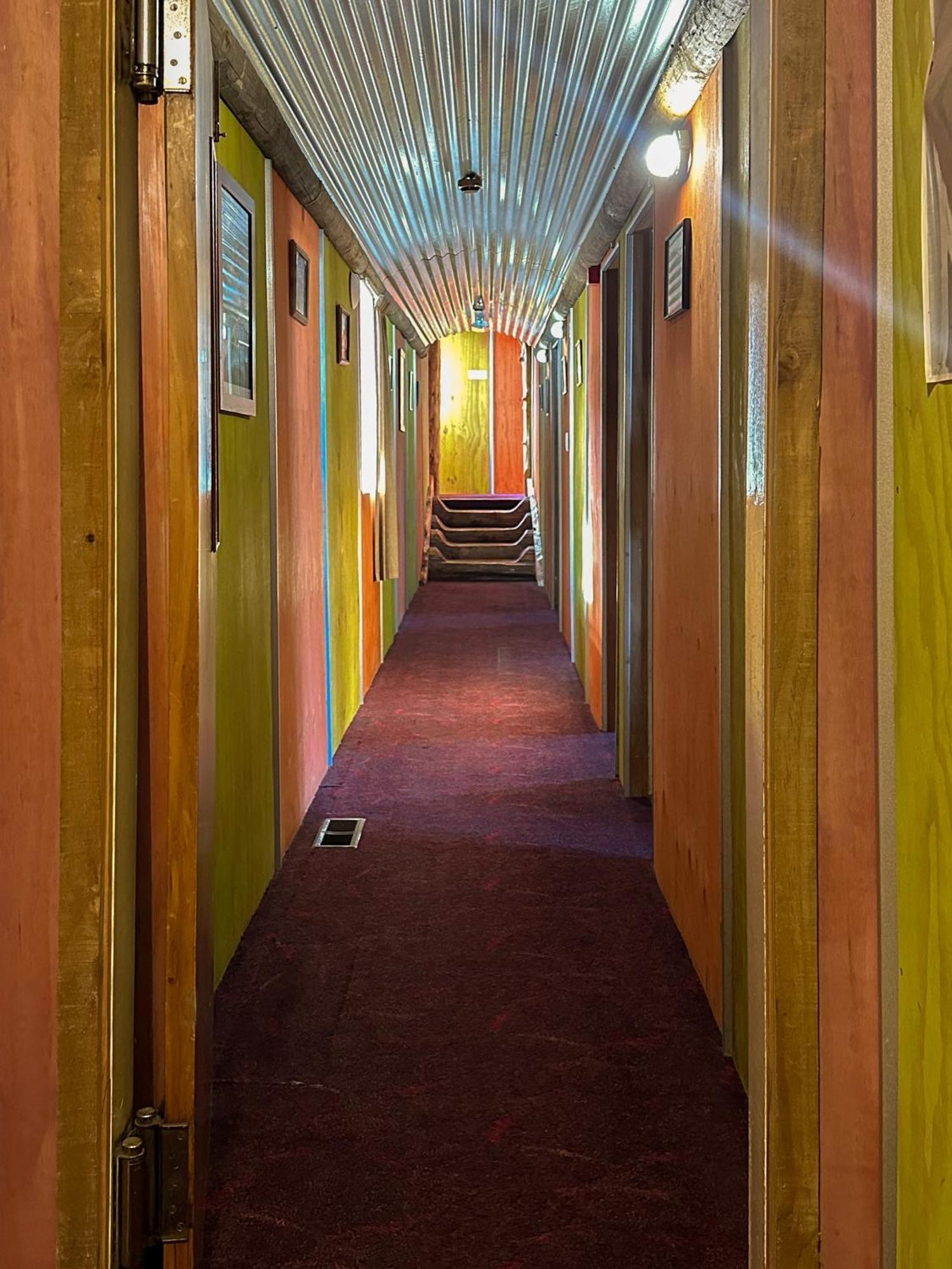 The Crossing Lodge & Backpackers Erua Esterno foto