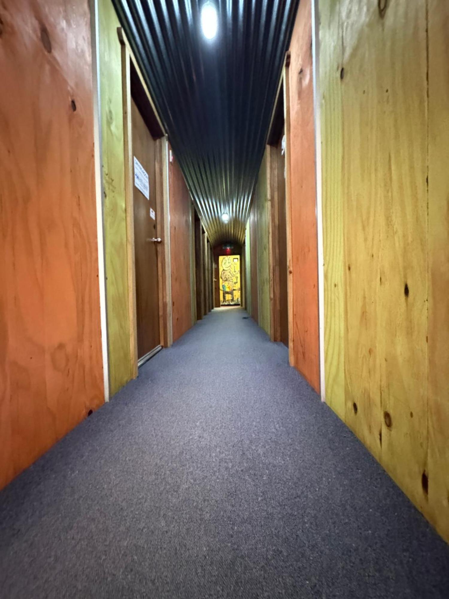 The Crossing Lodge & Backpackers Erua Esterno foto