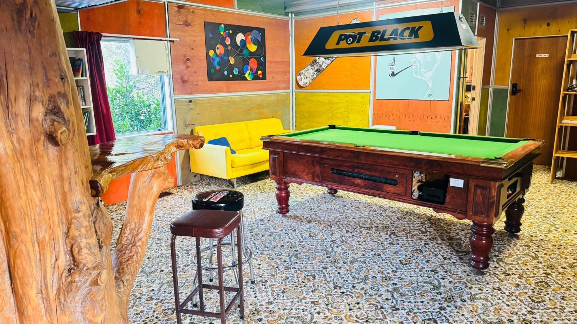 The Crossing Lodge & Backpackers Erua Esterno foto